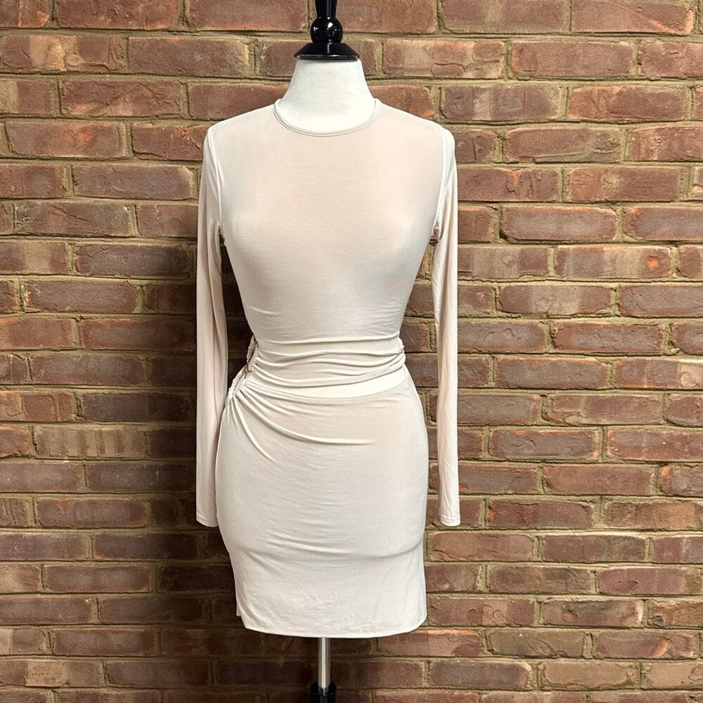 Pretty Little Thing Women’s Beige Long Sleeve Bodycon Mini Dress Sz 8
